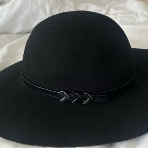 Mackage Black Wide-Brim Wool Felt Hat with Arrow Accent Band